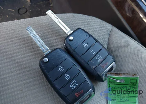 2014 Kia Sorento Lx z USA, uszkodzony, nr VIN 5XYKT4A61EG459274